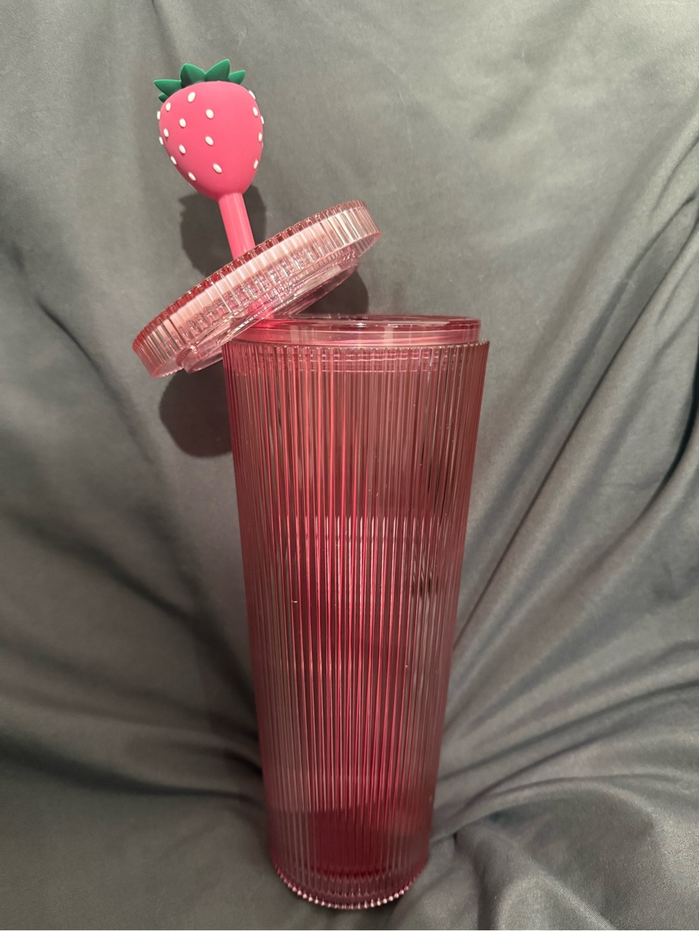 NEW, LIMITED EDITION!! Starbucks Pink Ribbed Tumbler with Strawberry Top Straw - Picture 3 of 4